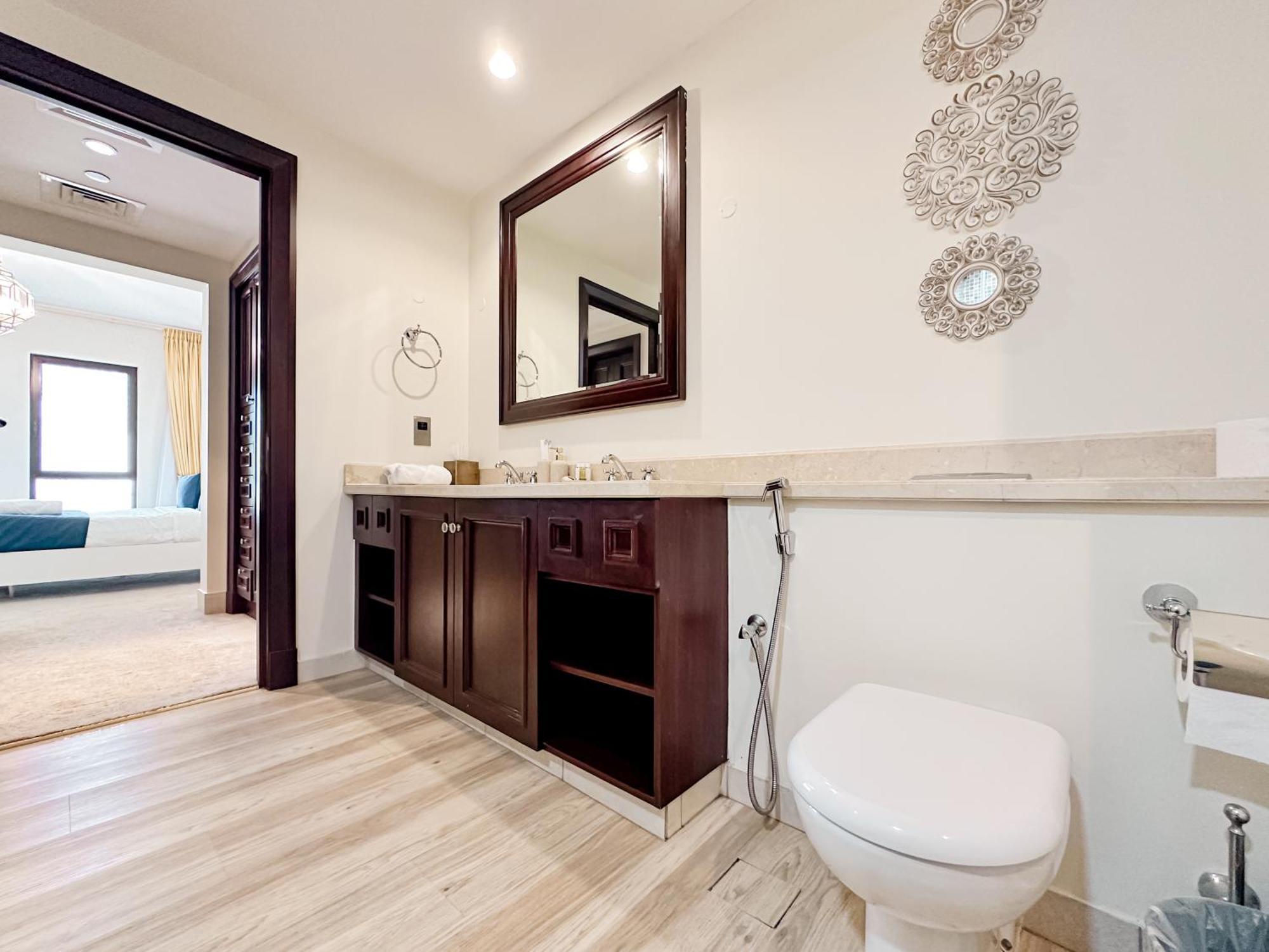 Appartement Royal Escape In Old Town With Burj Views By Sbh *