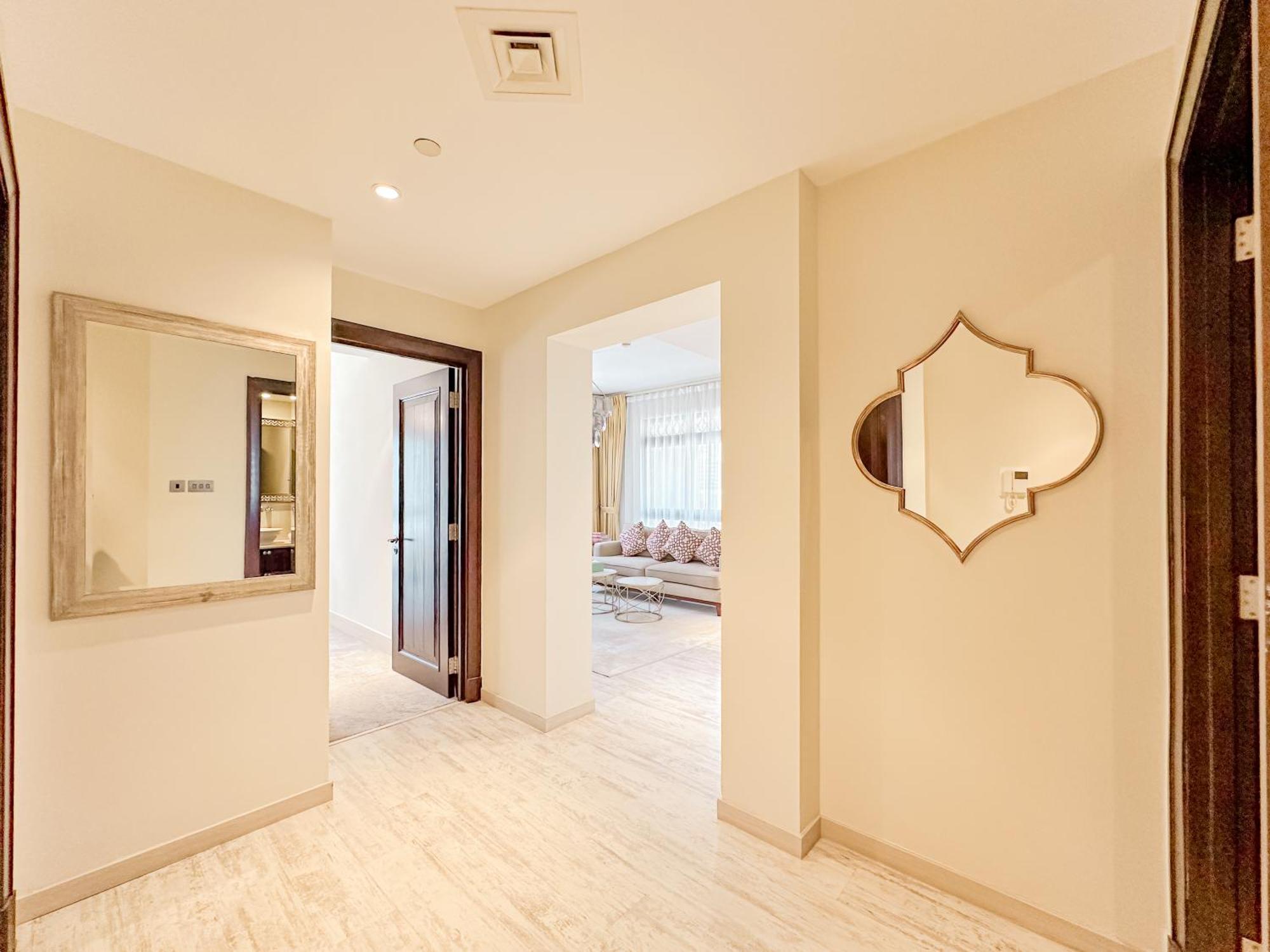 Royal Escape In Old Town With Burj Views By Sbh *