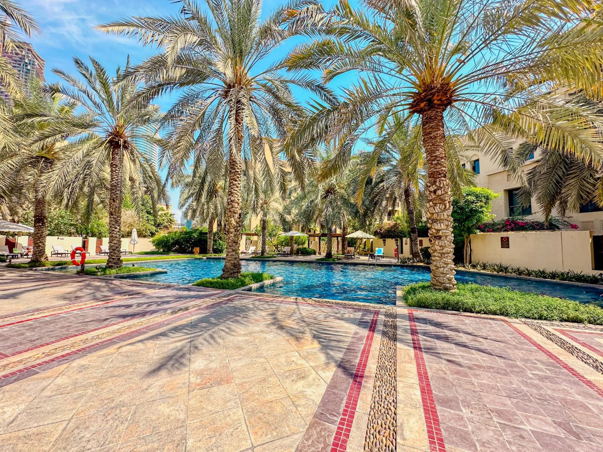Royal Escape In Old Town With Burj Views By Sbh Appartement