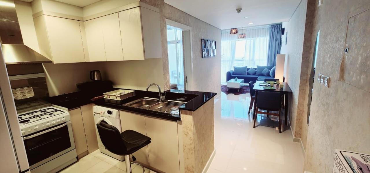Sky-high Comfort, 1br In Carson Tower, Damac Hills *