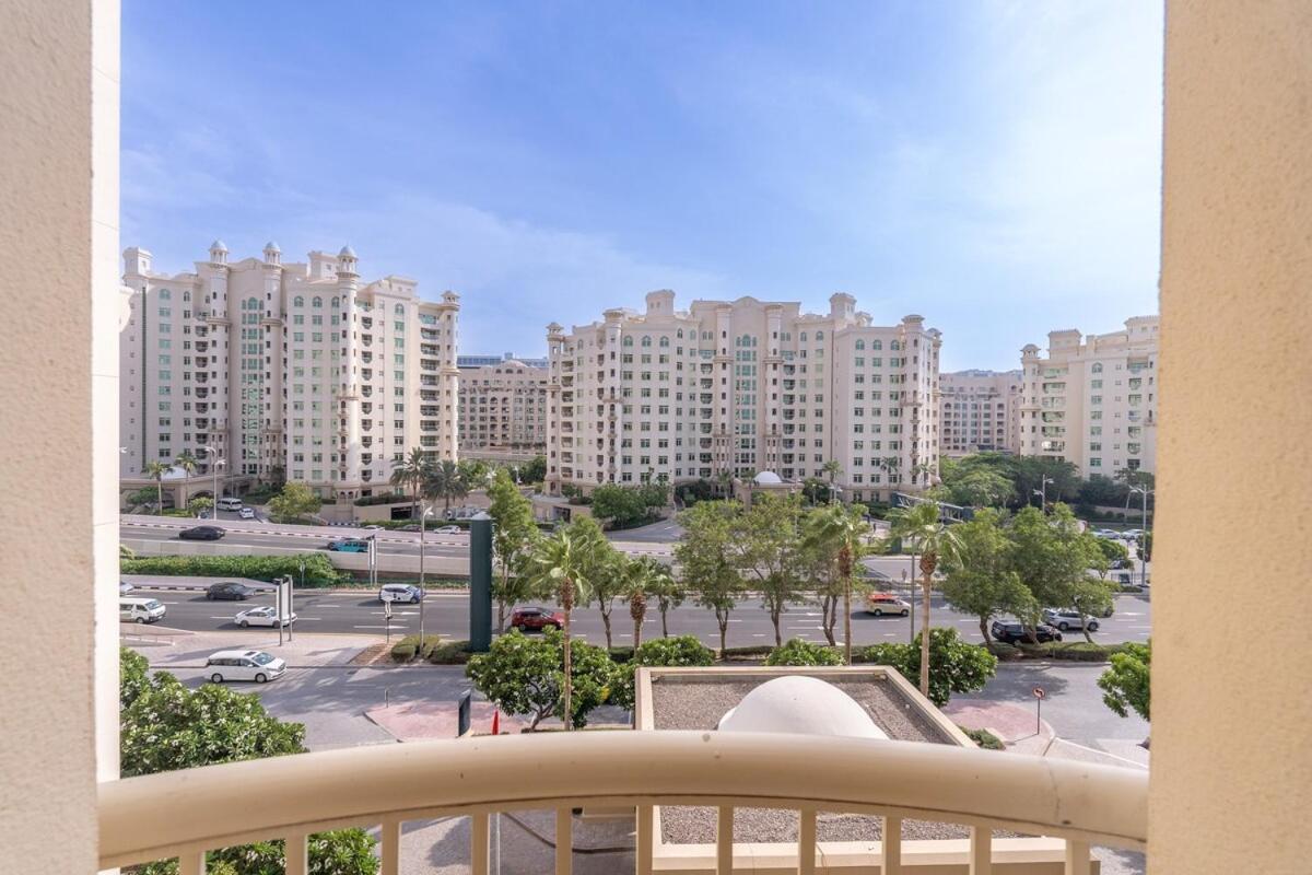 Superb 3br Near In Palm Jumeirah *