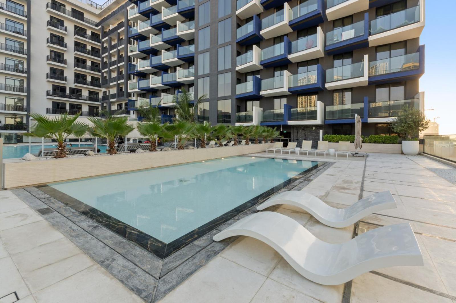 Appartement Stylish 1br W Skyline Views & Balcony
