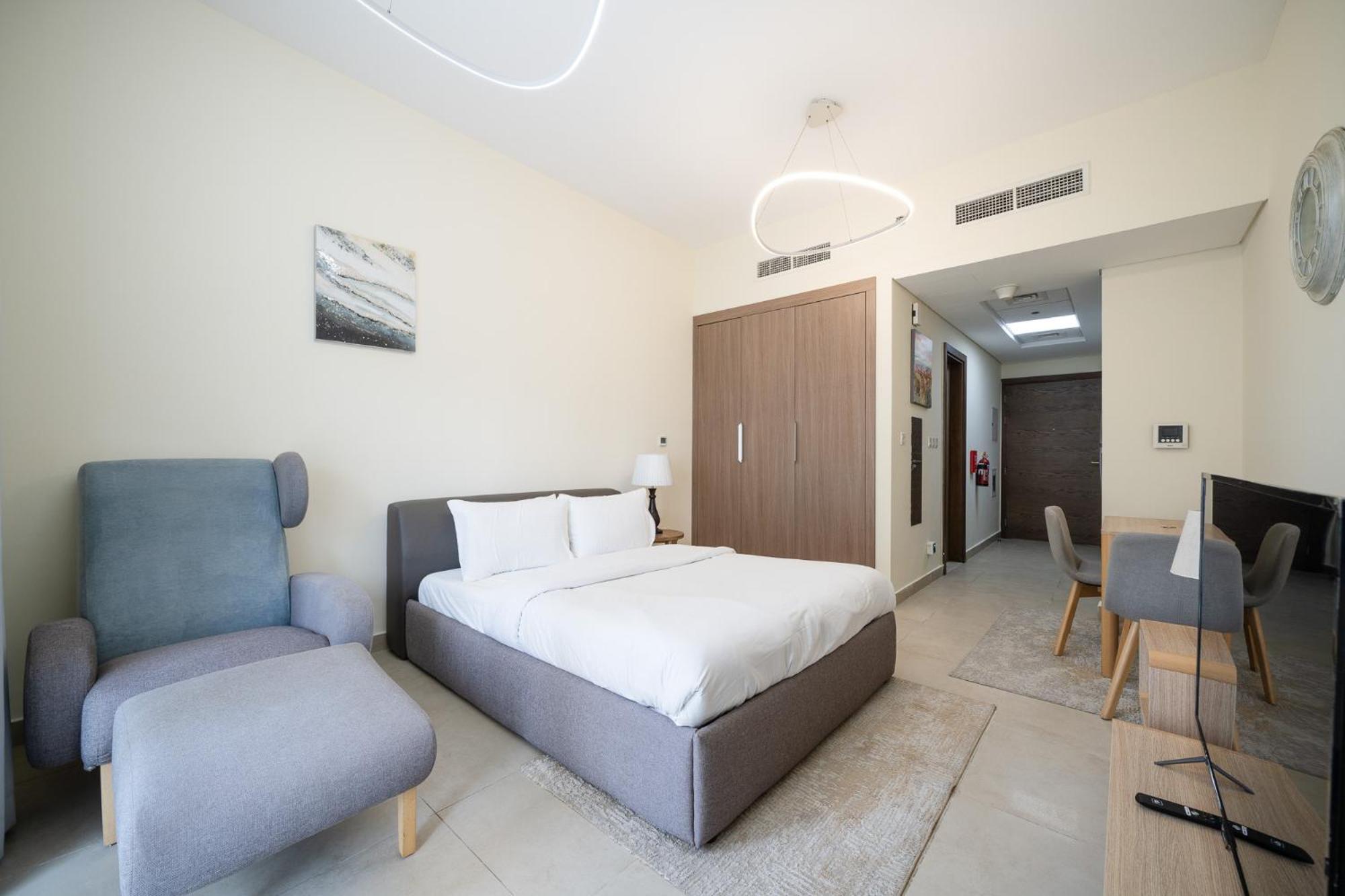 Alh Vacay In Azizi Samia Appartement