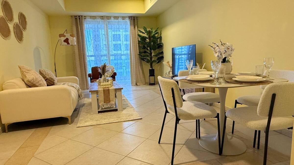 Lovely 1br In Marina With Jlt And Partial View Near Tram Appartement