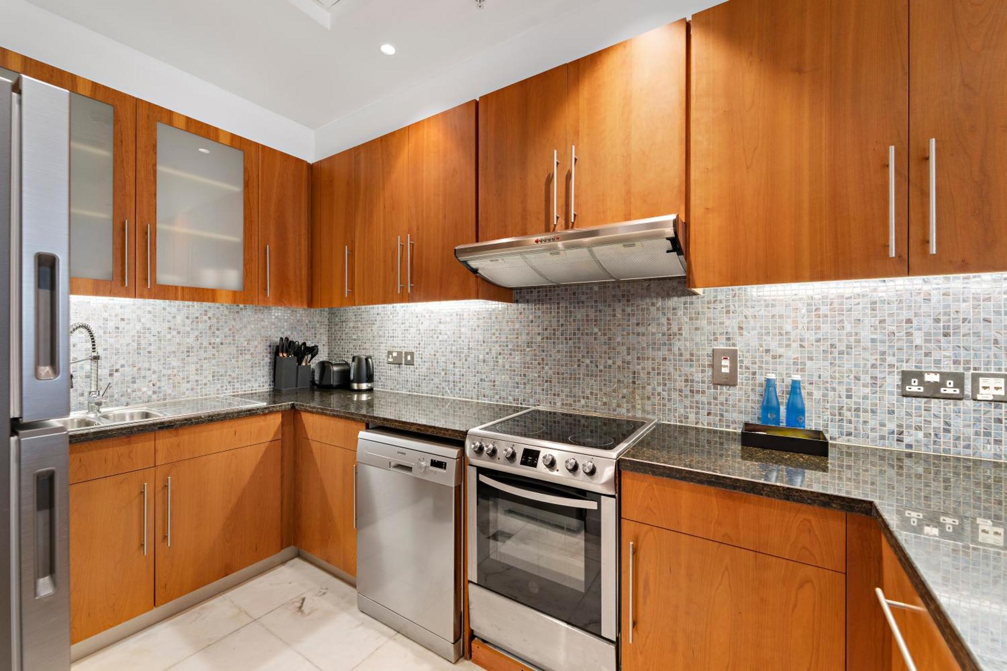 Dhh - Spacious Studio, Park Difc *