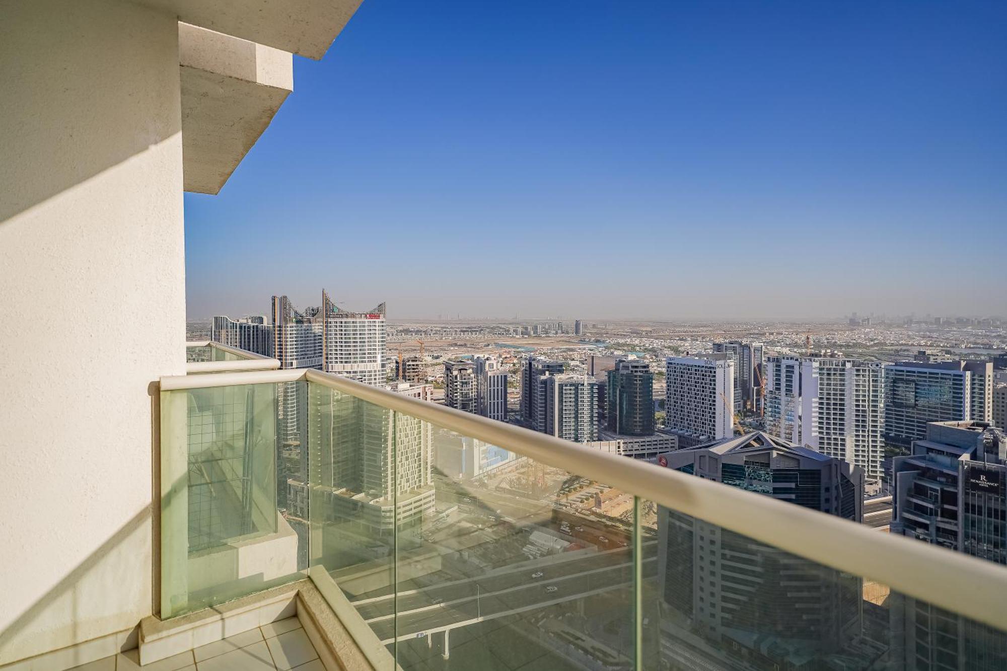 Escape 24 - Luxury In Damac Maison Prive Business Bay *