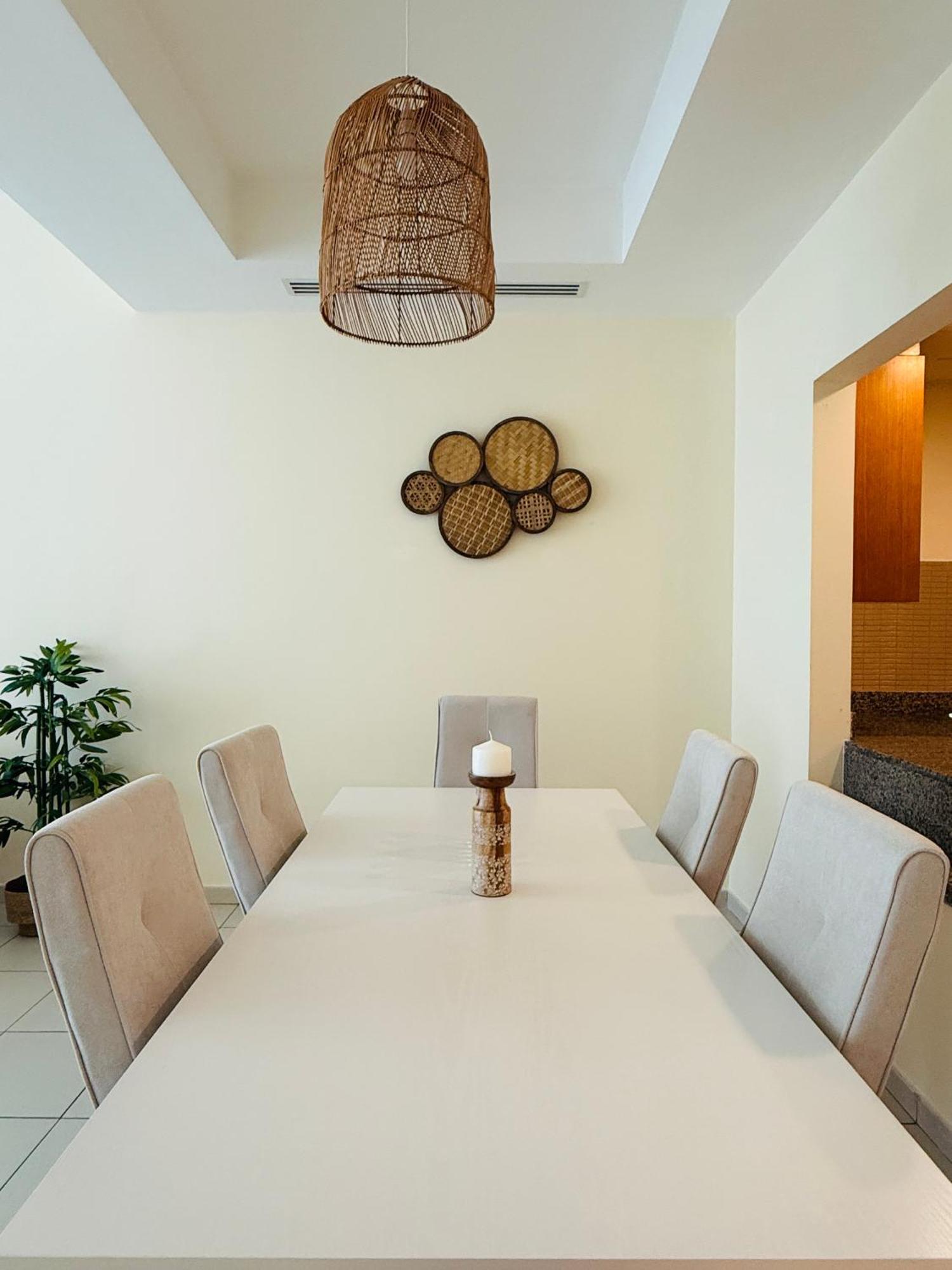 Nivis Find- Luxury & Spacious 1 Bhk 10 Mins Away From Dubai Mall Dubaï