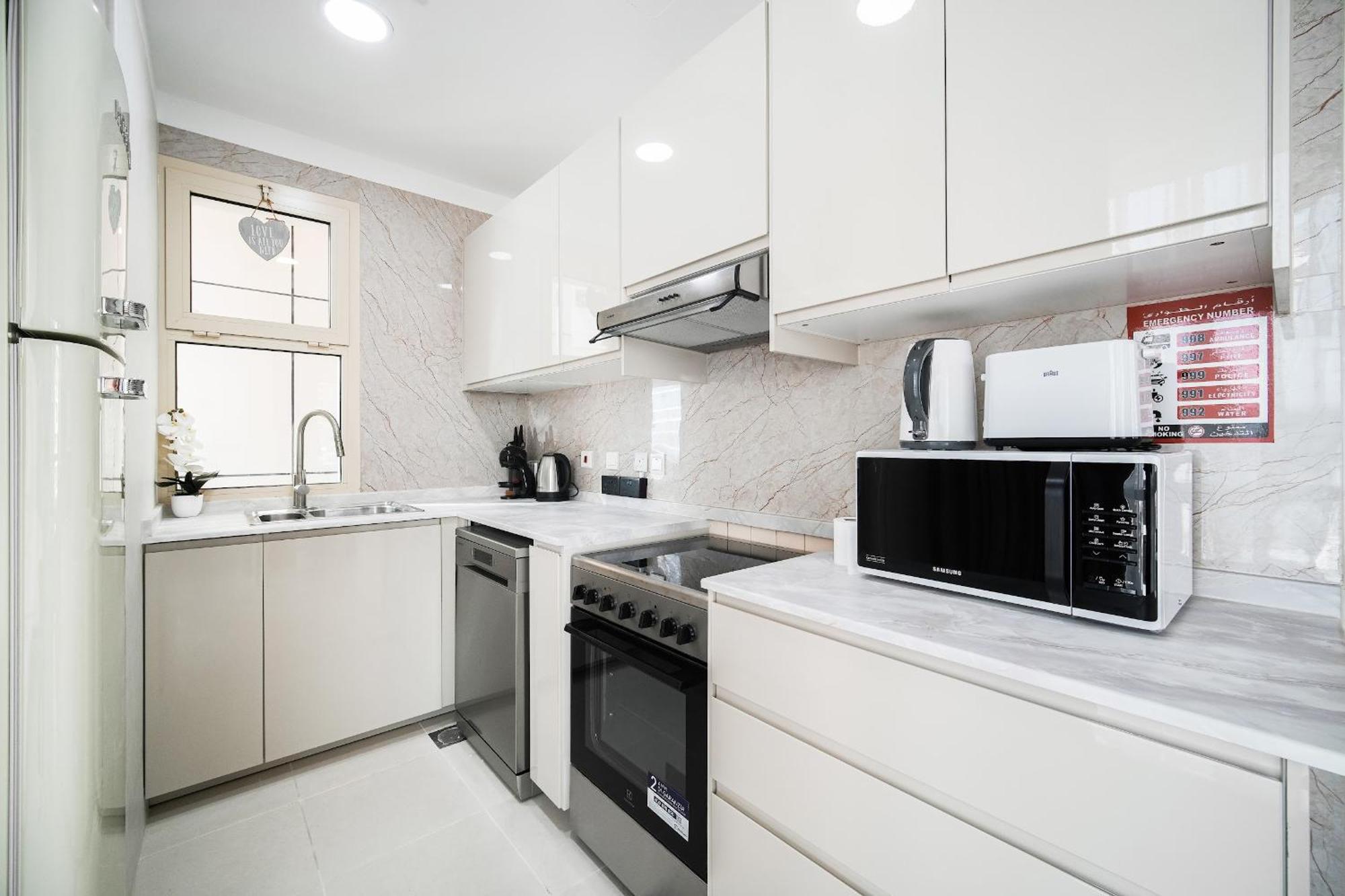 Apartamento Walk To Jbr - Free Baby Gear - Marina View 2br With Terrace