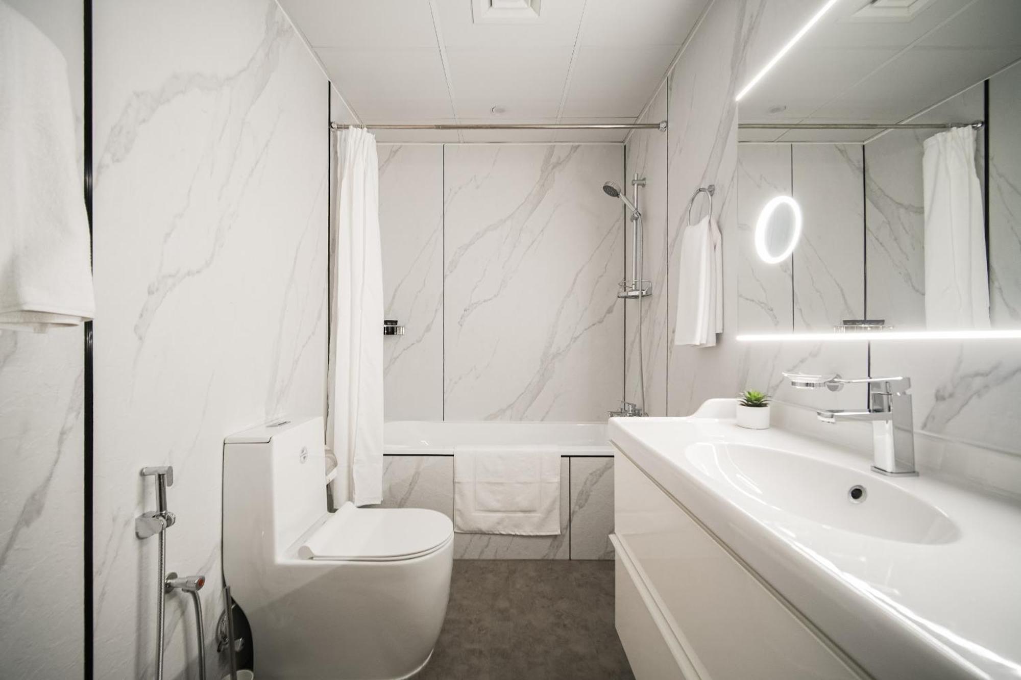 Walk To Jbr - Free Baby Gear - Marina View 2br With Terrace * Dubái
