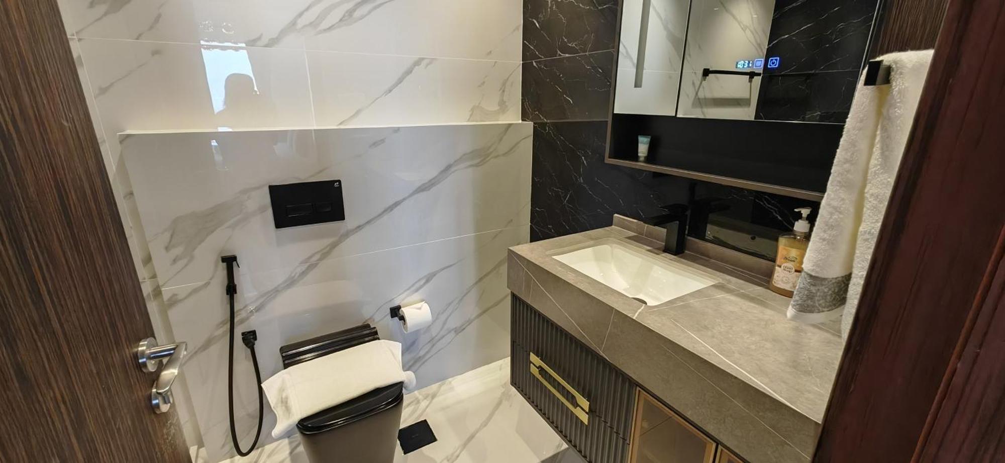 Lux 2br On Jbr Beach, Eye And Panoramic Sea Views By Sunkissed Homes Lejlighed Dubai
