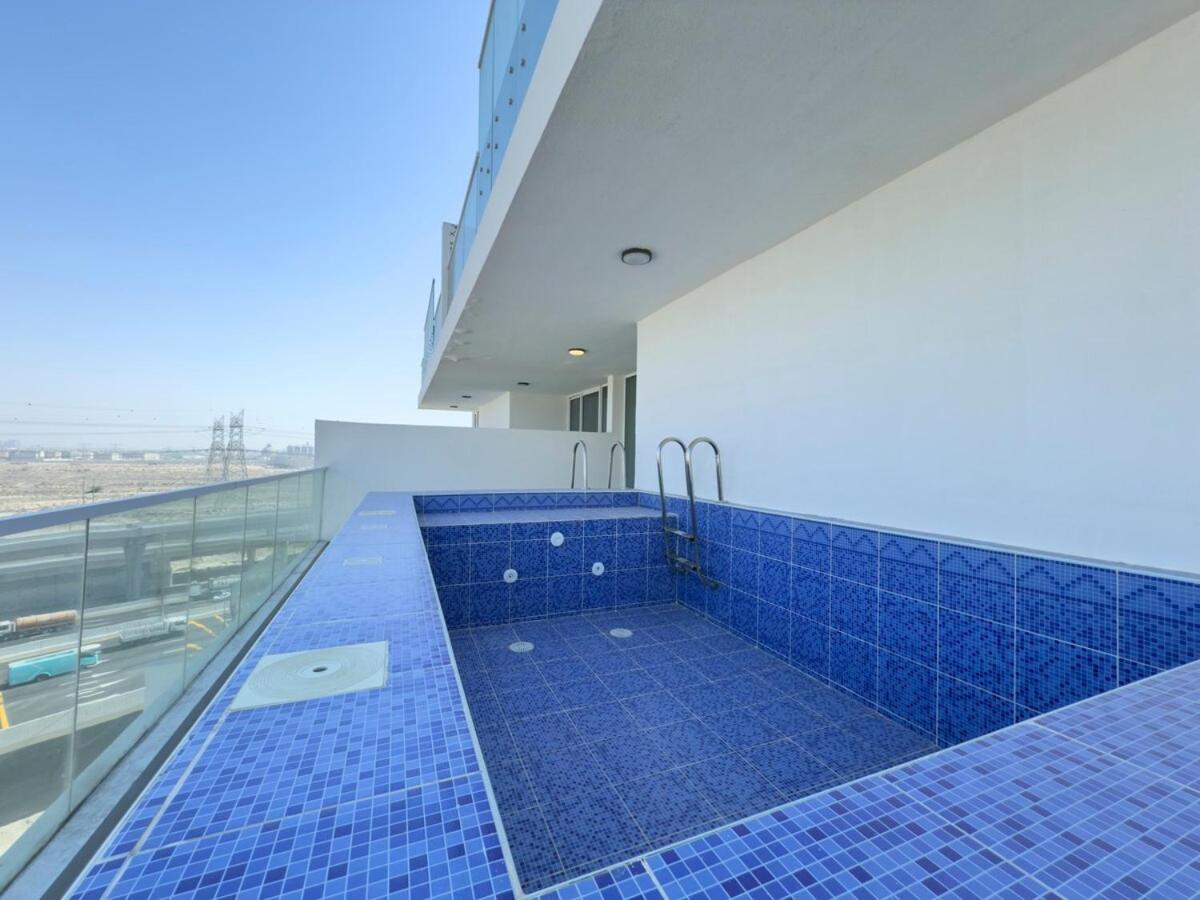 3br Luxe Gemz Retreat With Private Pool And Maid - Boulevard Appartement Dubaï