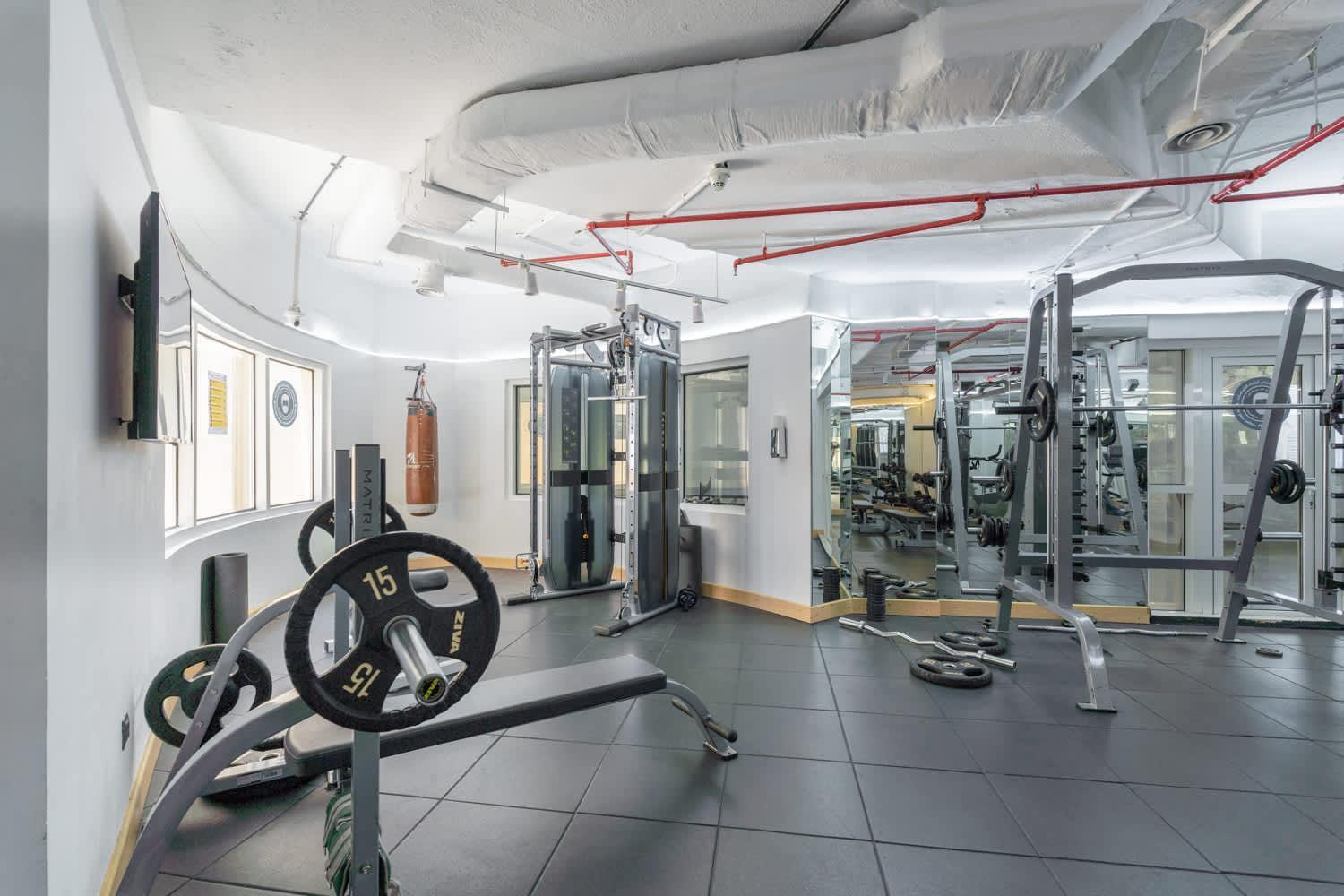 Spacious & Serene 2 Bedroom In Marina For 4 Dubaï