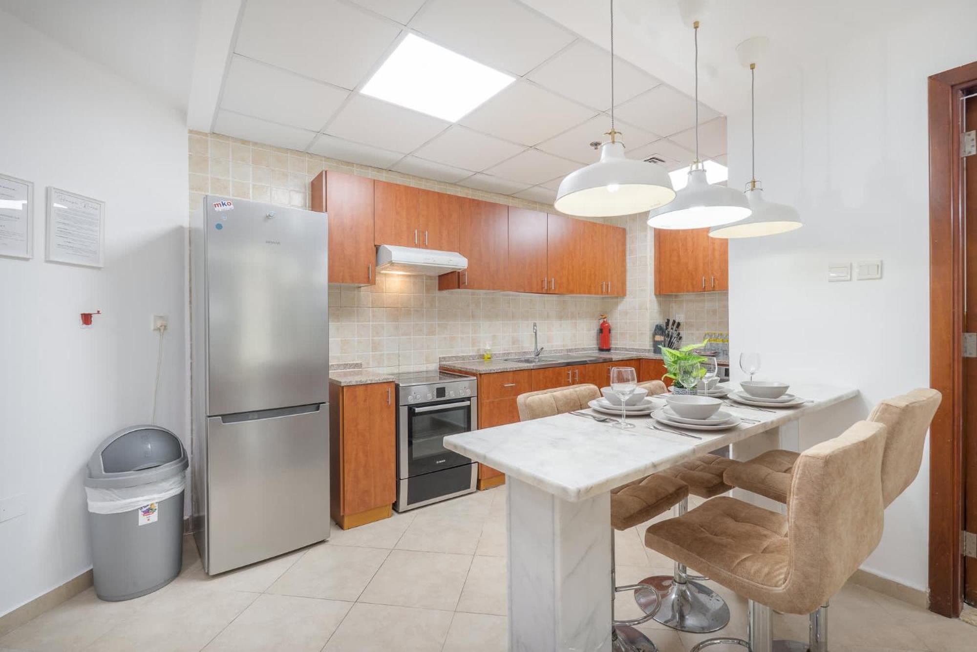 Spacious & Serene 2 Bedroom In Marina For 4 Appartement Dubaï