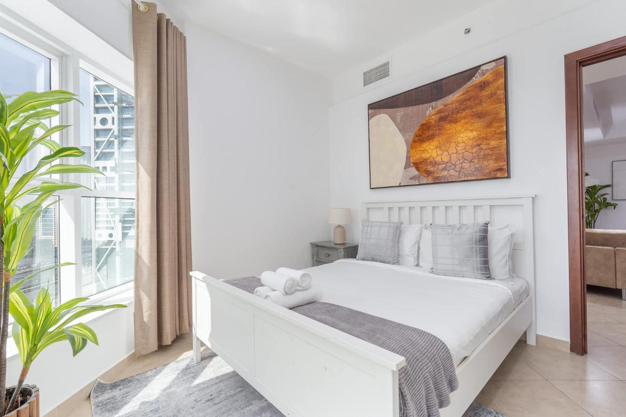 Appartement Spacious & Serene 2 Bedroom In Marina For 4 Dubaï