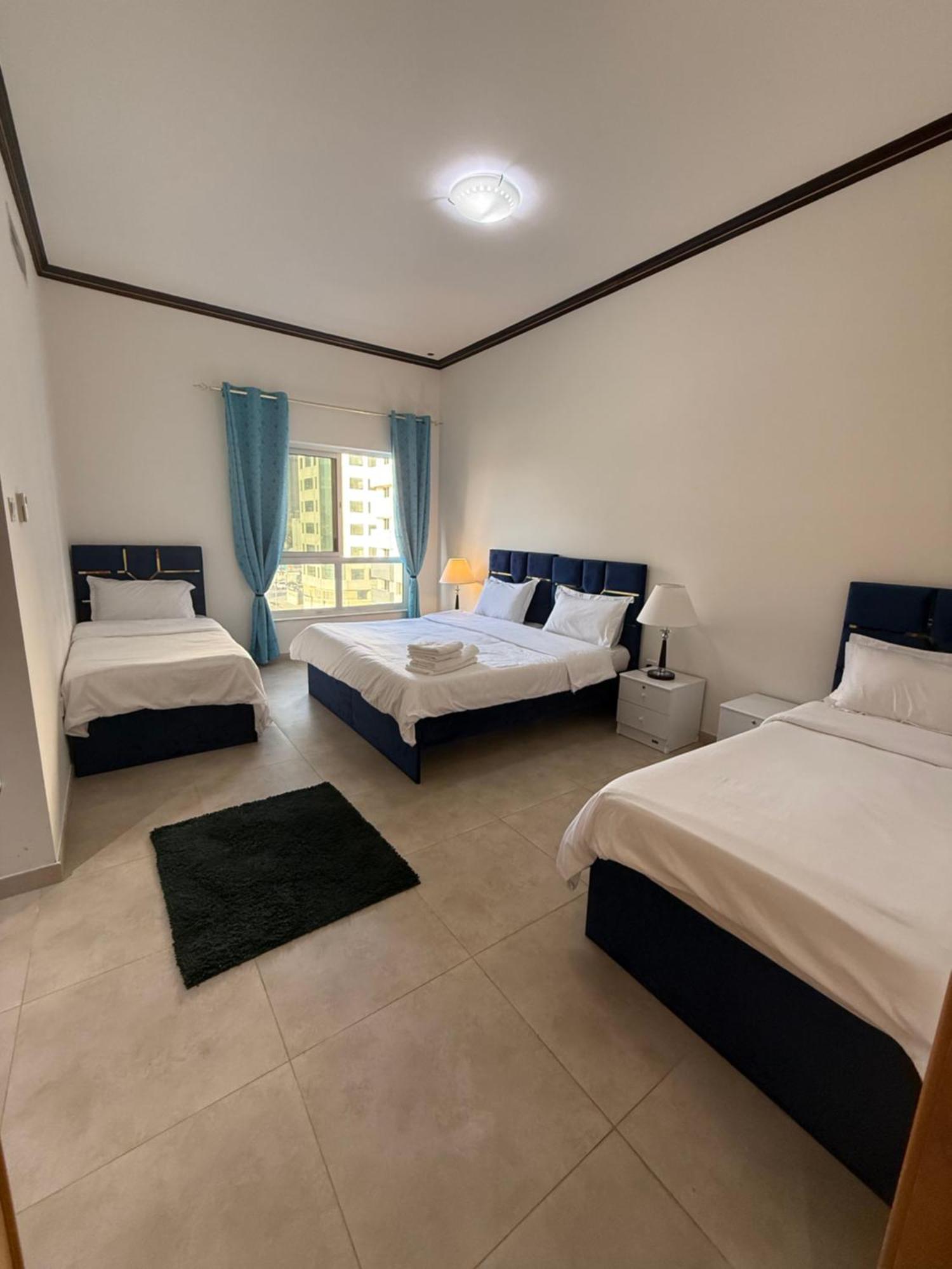 Accommodatie bij particulieren 2015 Deluxe 5 Guests Close To Union Metro Station With Paid Parking *