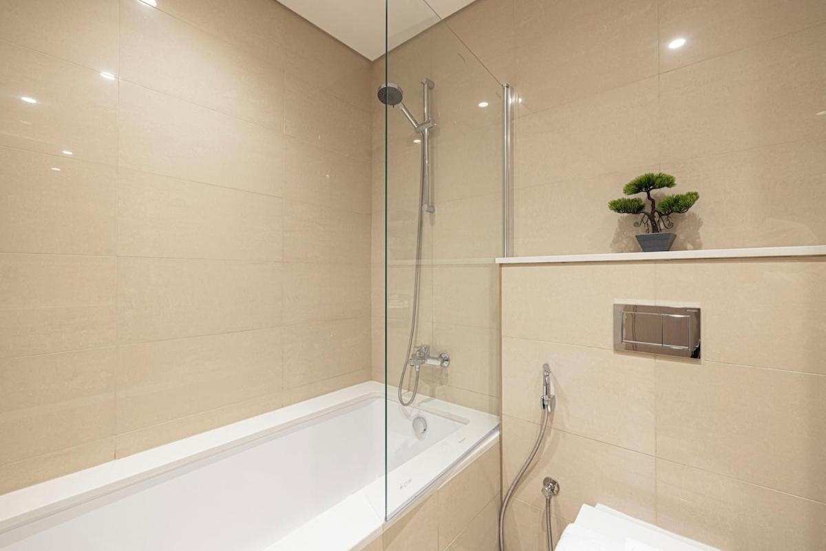 Appartement Lux With Full Burj View - 1 Min Mall Dubaï