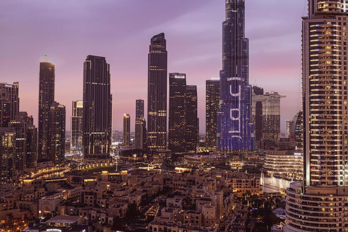 Lux With Full Burj View - 1 Min Mall *