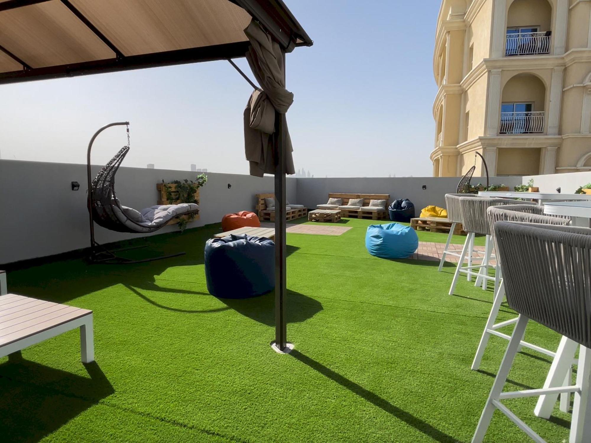 Elite Lux Homes - Luxury Retreat 1br Pool Gym In Arjan Dubai