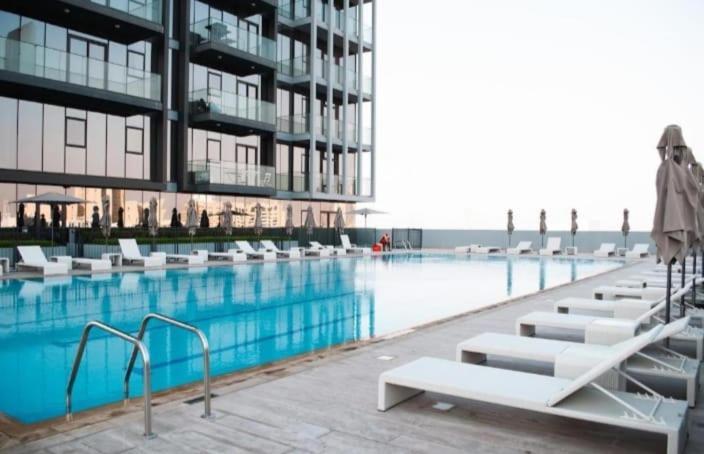 Fully Furnished Cozy Jvc Dubai, Nearby Circle Mall, Jvc Appartement Dubaï