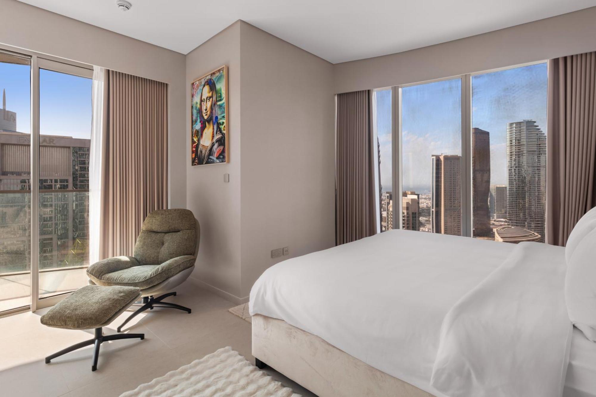 Burj Khalifa View 2 Bedroom W Parking