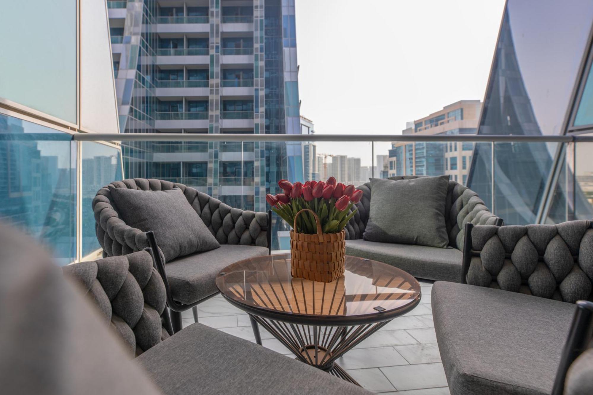 Simply Comfort In J One Tower Appartement *