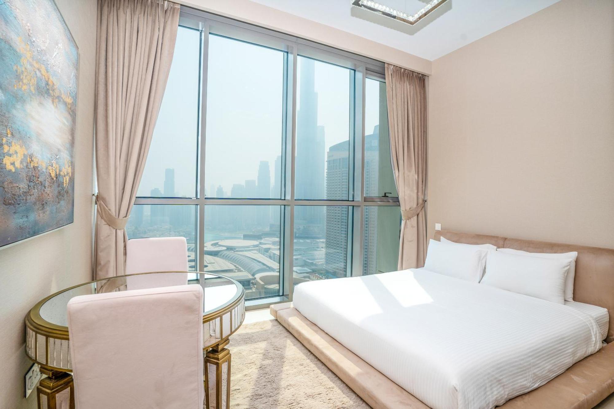 Homesgetaway-lovely 3br+maids In Downtown Views * Dubaï