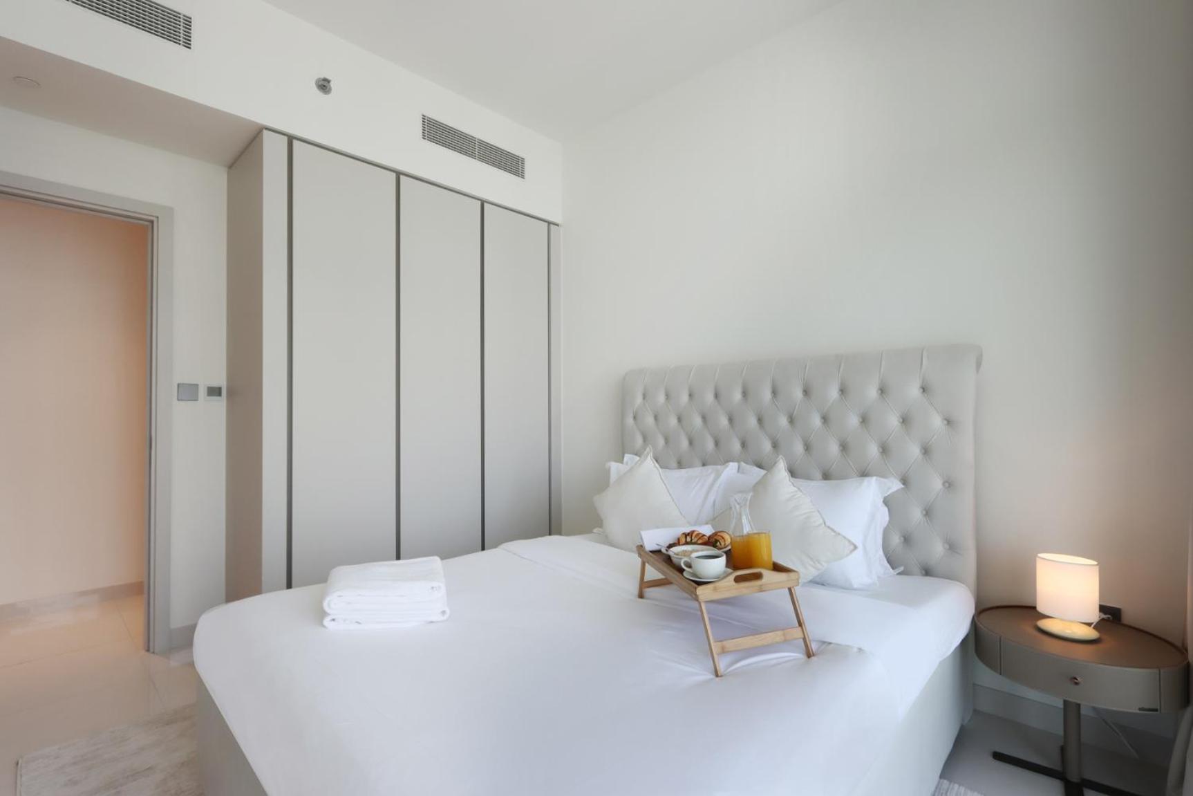 Livbnb-beachfront 3br With Marina Harbour Panorama Appartement