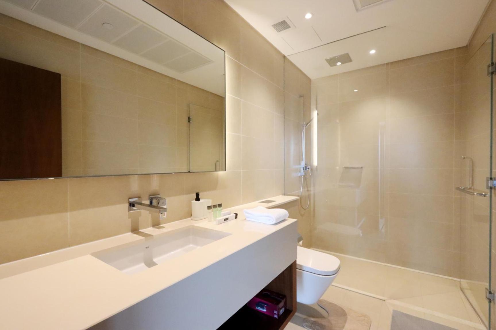 Livbnb Elegant 3br In Marina Gate Panoramic Marina Views With Private Balcony Appartement Dubaï
