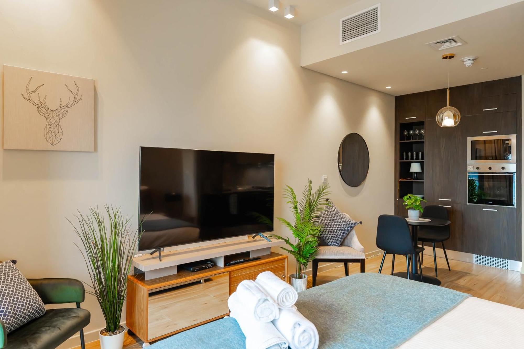 Appartement Modern Space With Free Wifi & Parking
