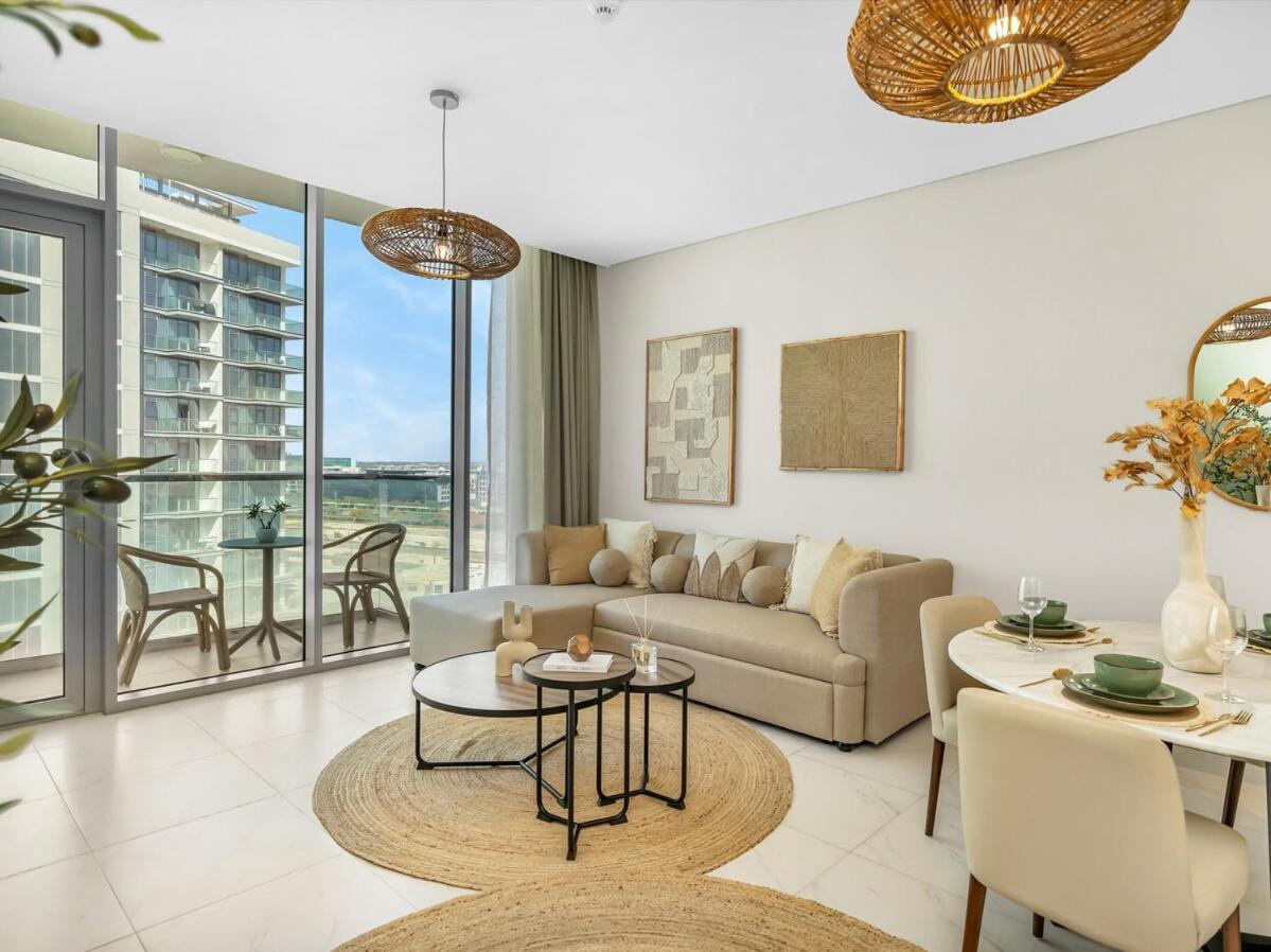 Stunning 2br Lagoon View & Private Apartamento