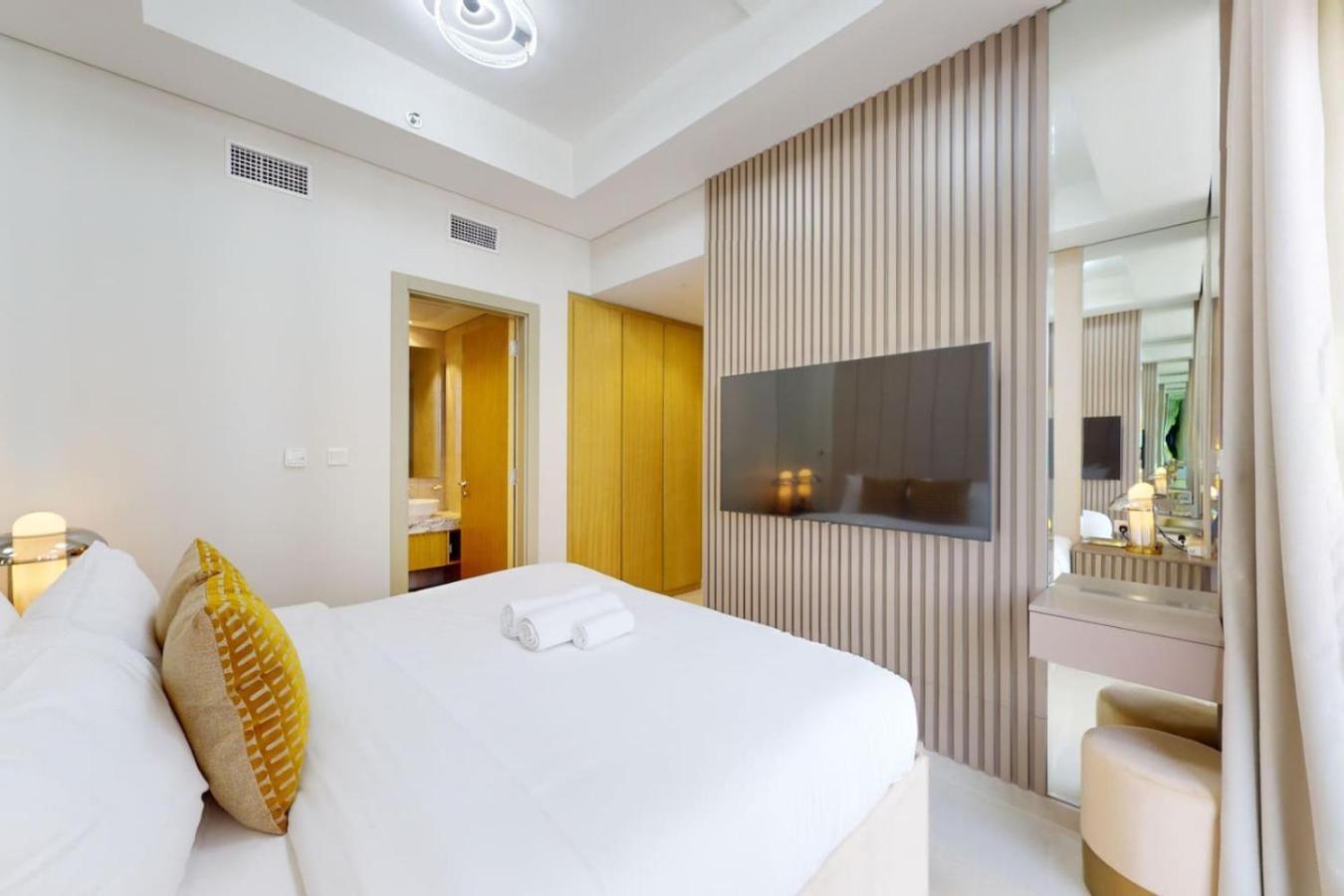 Ay-konic View I 2 Bedroom Close To Burj Khalifa Dubaï