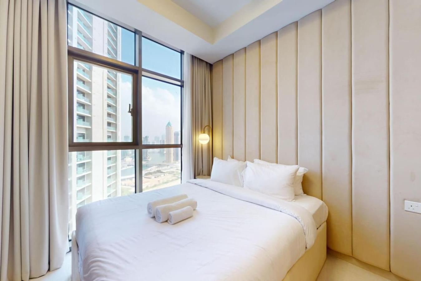 Ay-konic View I 2 Bedroom Close To Burj Khalifa * Dubaï