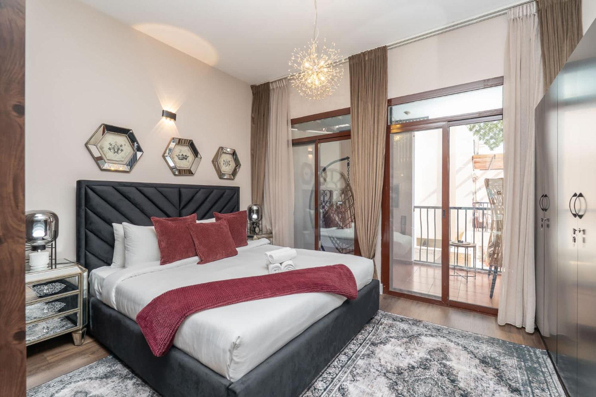 Extravagant For 2 In Jvc Apartment *