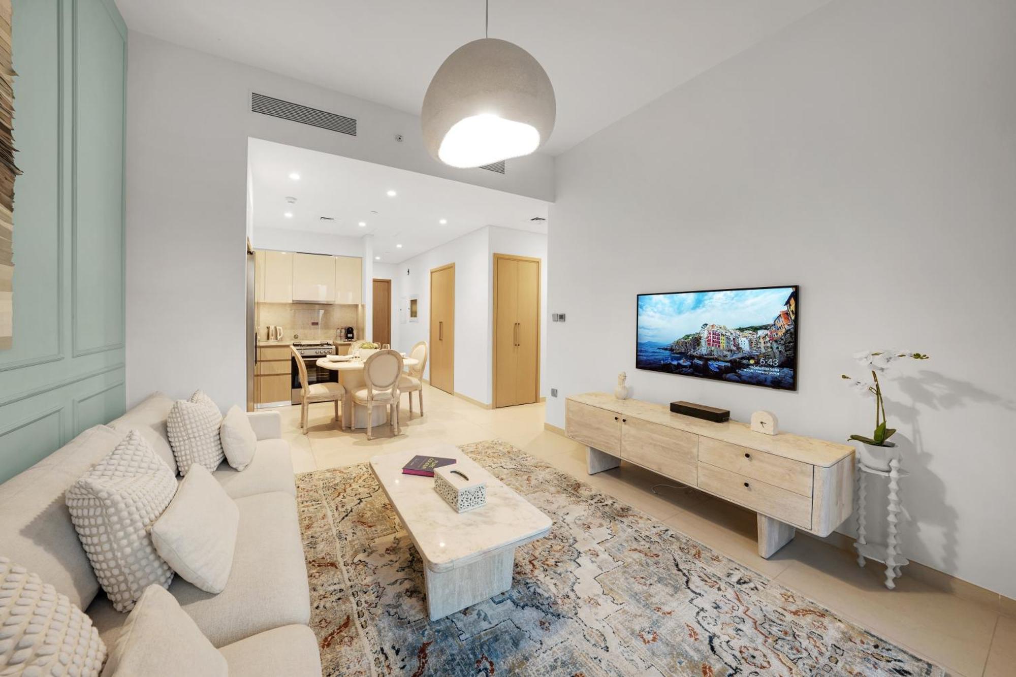 Apartment Burj Royale Lux 2-bedroom With The Burj Khalifa View Dubai