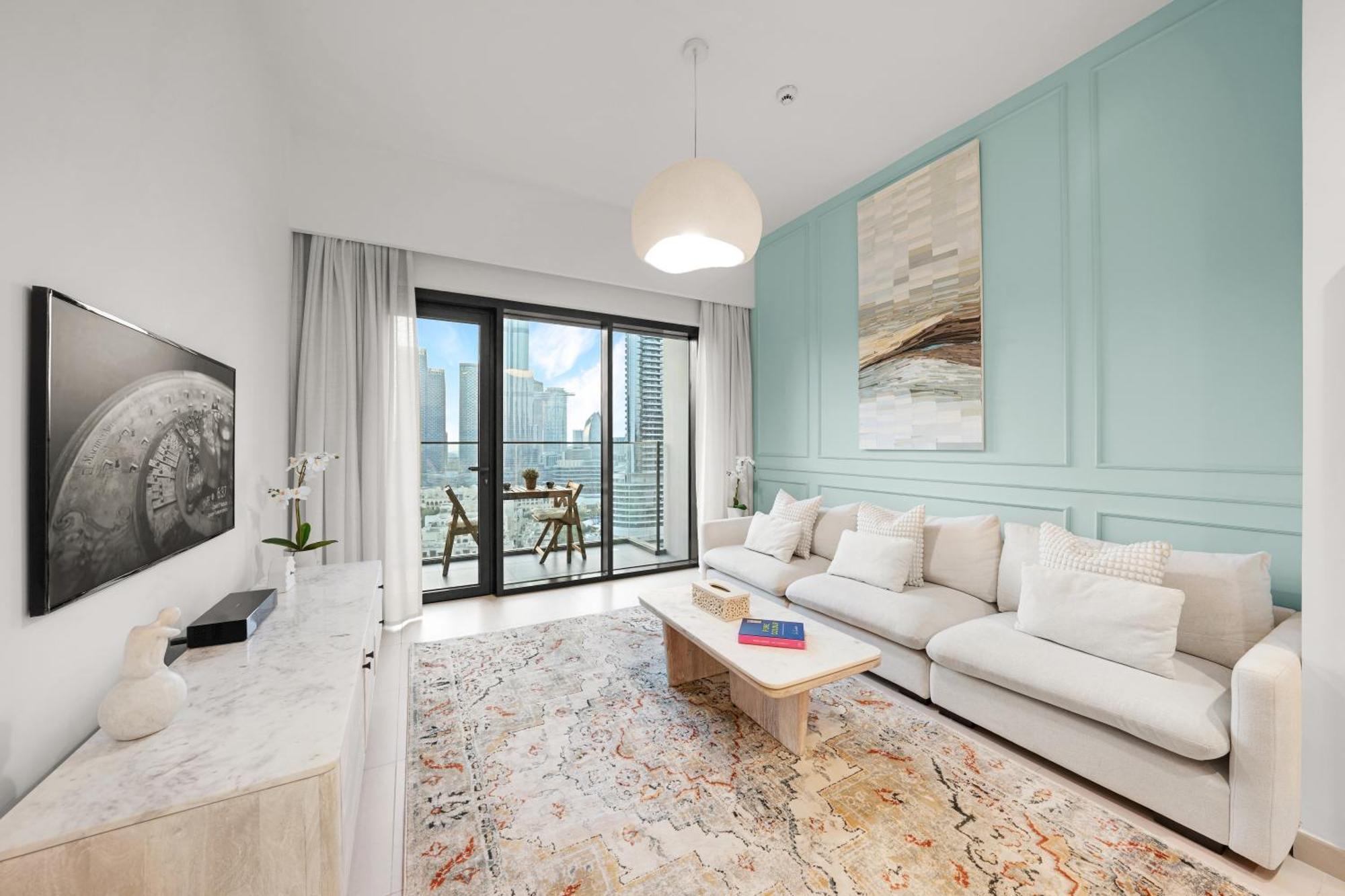 Burj Royale Lux 2-bedroom With The Burj Khalifa View *