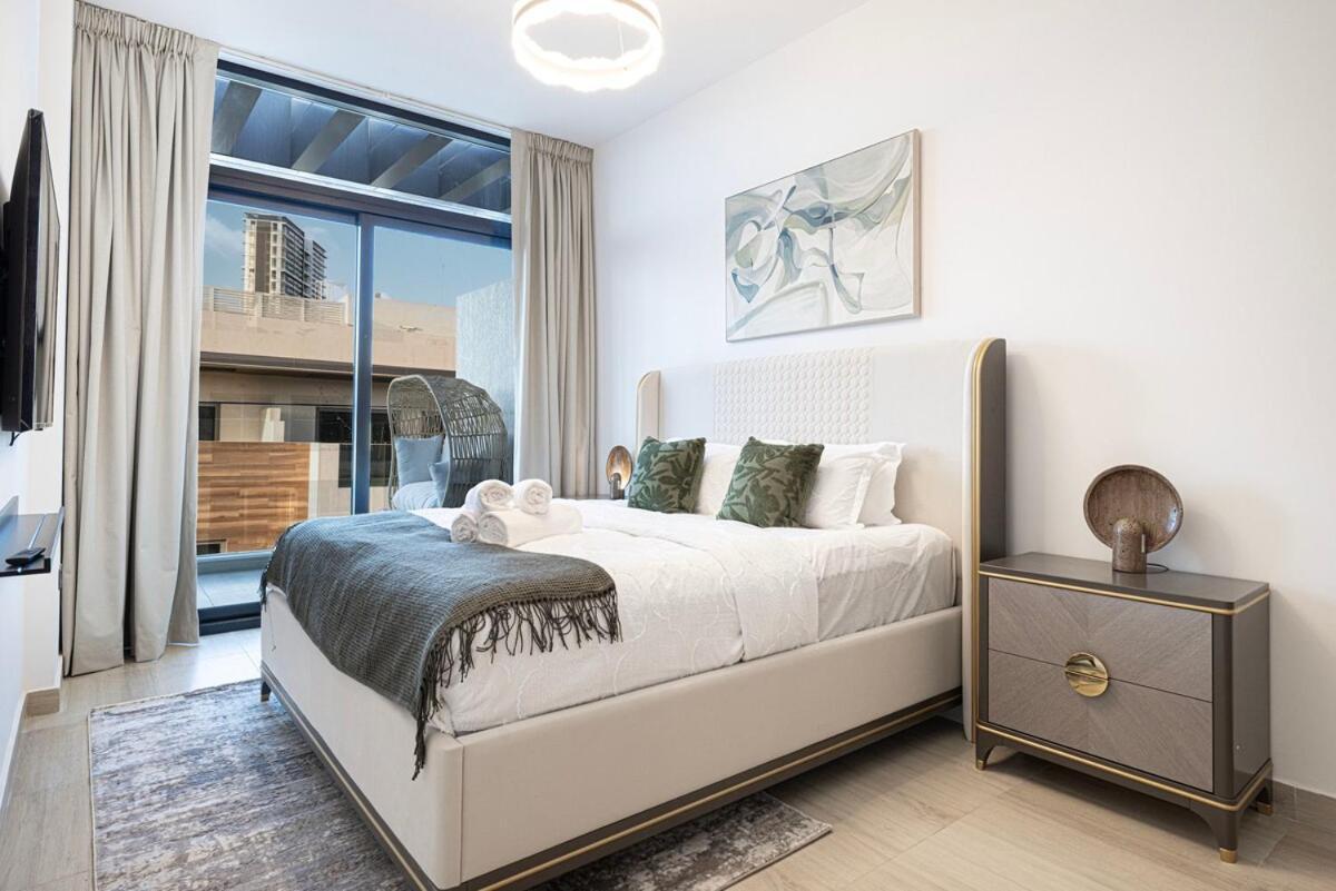 Crowned Luxe 2bed Jvc Сasa de vacaciones