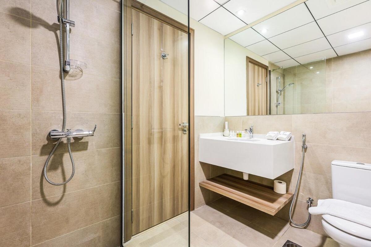 First Class 2br Sleek Urban Oasis Appartement