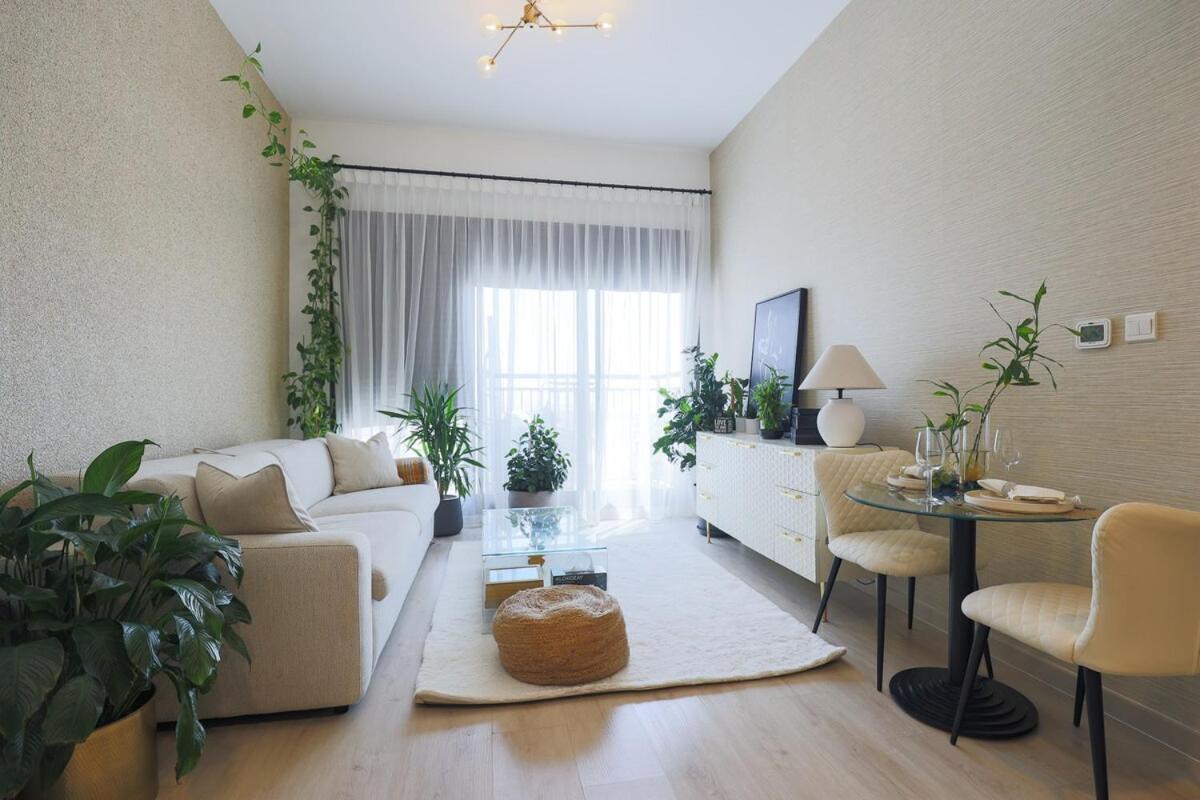 Botanical Bliss 1br *