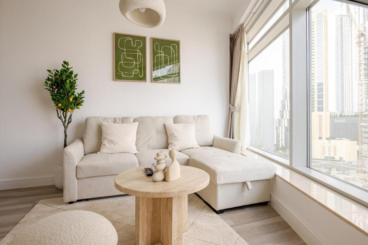 1br Downtown Dubai-5min Walk Burj Khalifa-dubai Mall *