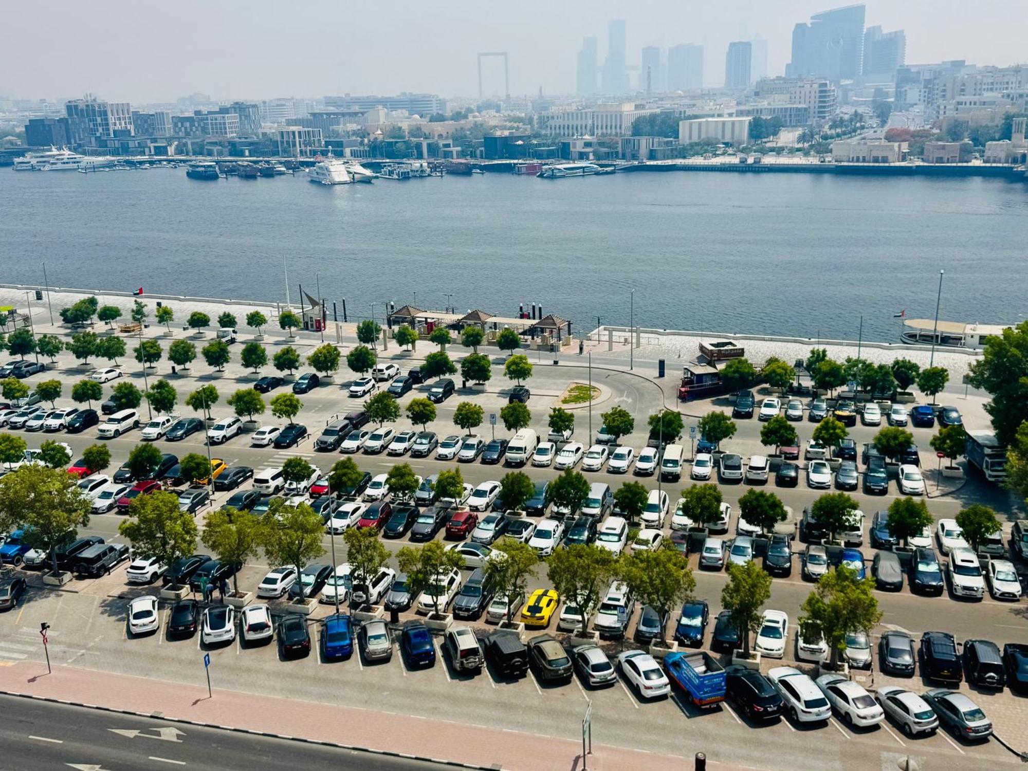 Wow Amazing Burjkhalifa,sea,sunset,ship,park View,2bhk Furnished Apartment-airport,metro,mall,golf,bus,park Near - Flat 807