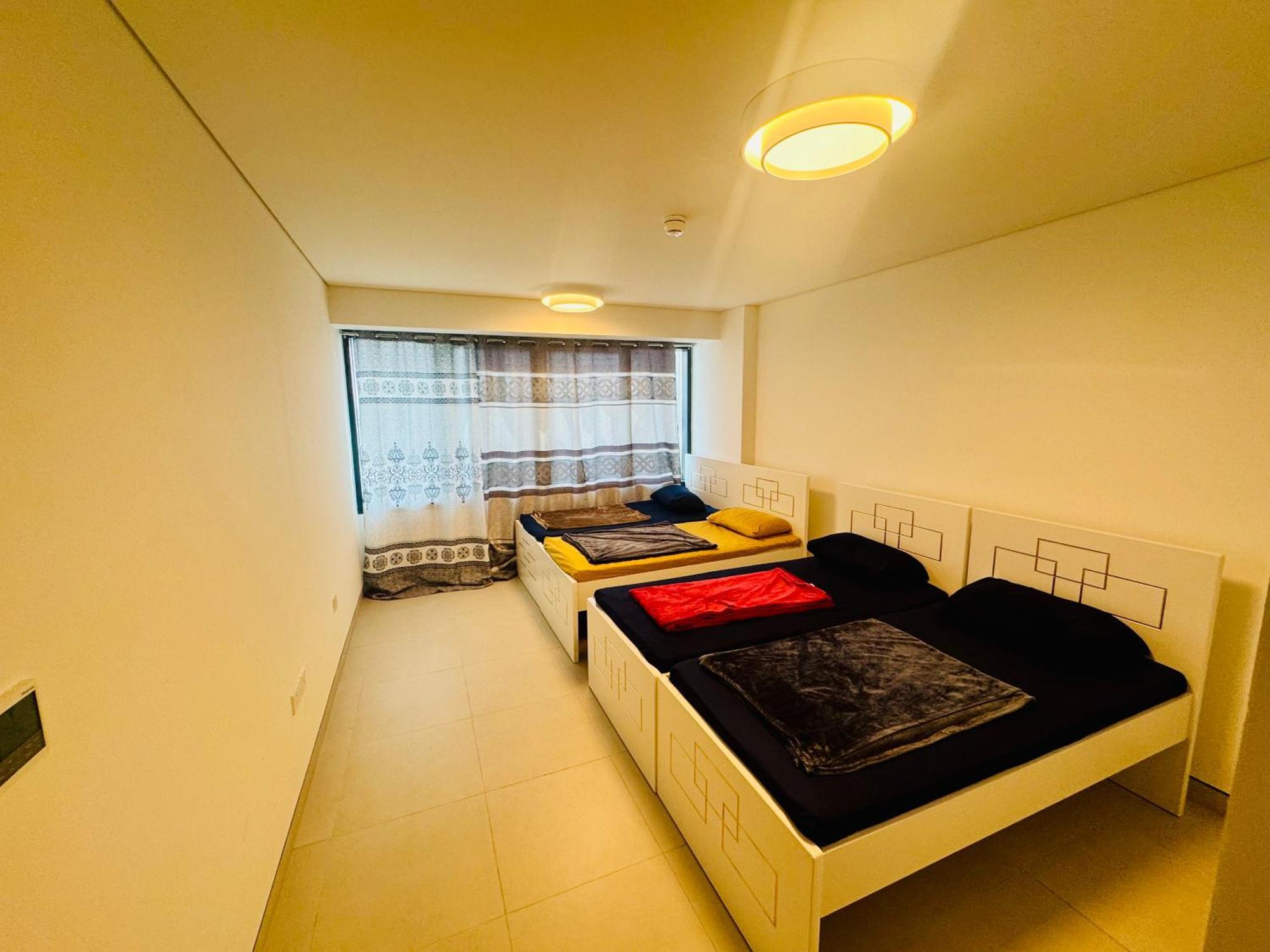 Wow Amazing Burjkhalifa,sea,sunset,ship,park View,2bhk Furnished Apartment-airport,metro,mall,golf,bus,park Near - Flat 807 *