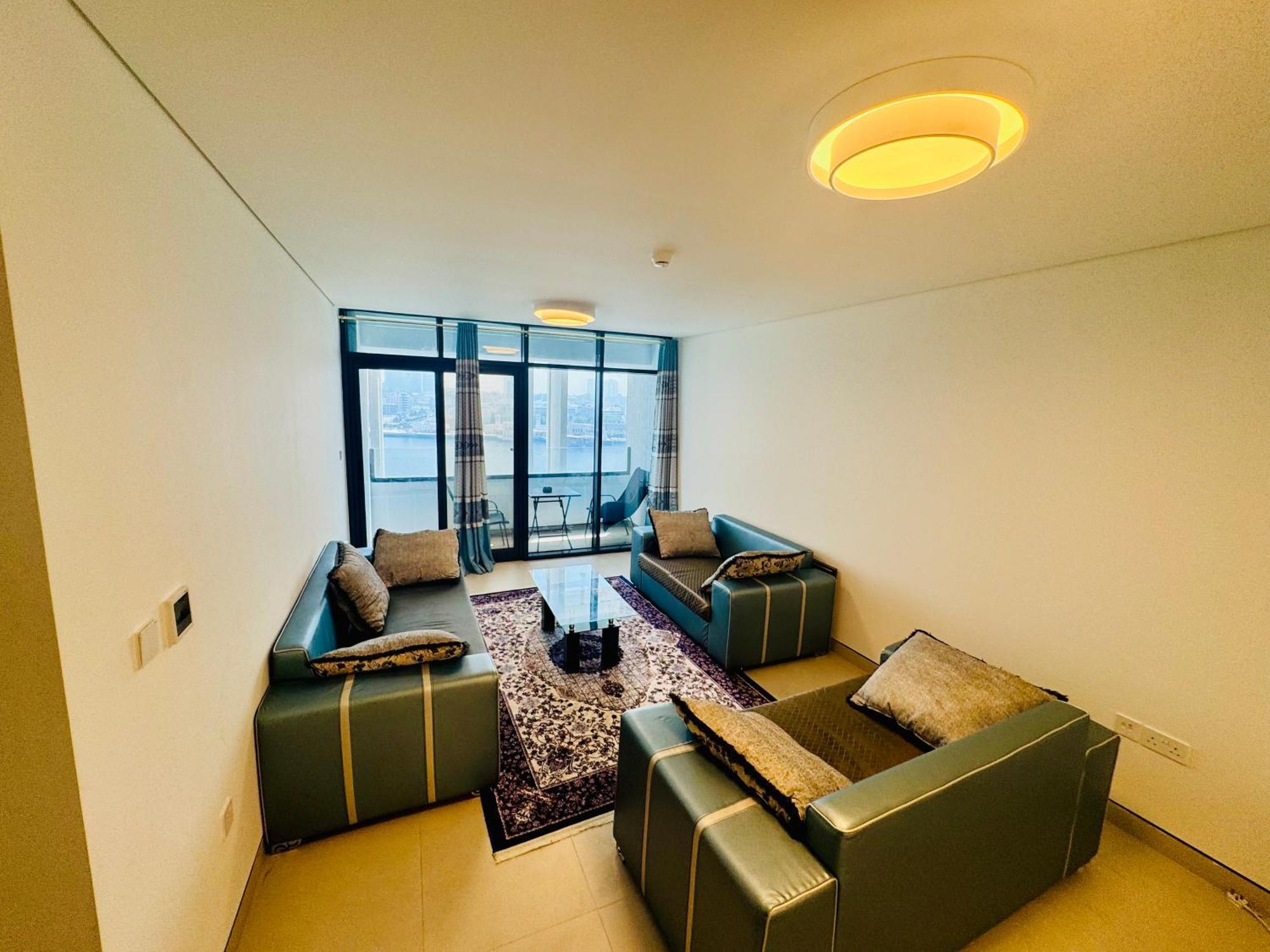 Wow Amazing Burjkhalifa,sea,sunset,ship,park View,2bhk Furnished Apartment-airport,metro,mall,golf,bus,park Near - Flat 807 Appartement *