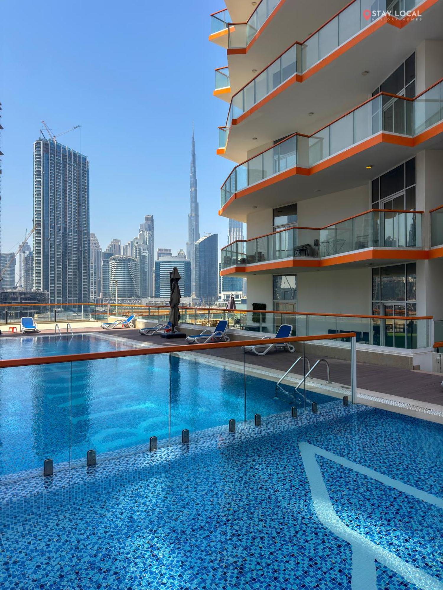 Lejlighed Iconic Canal & Burj View Central, Scenic Serene Dubai