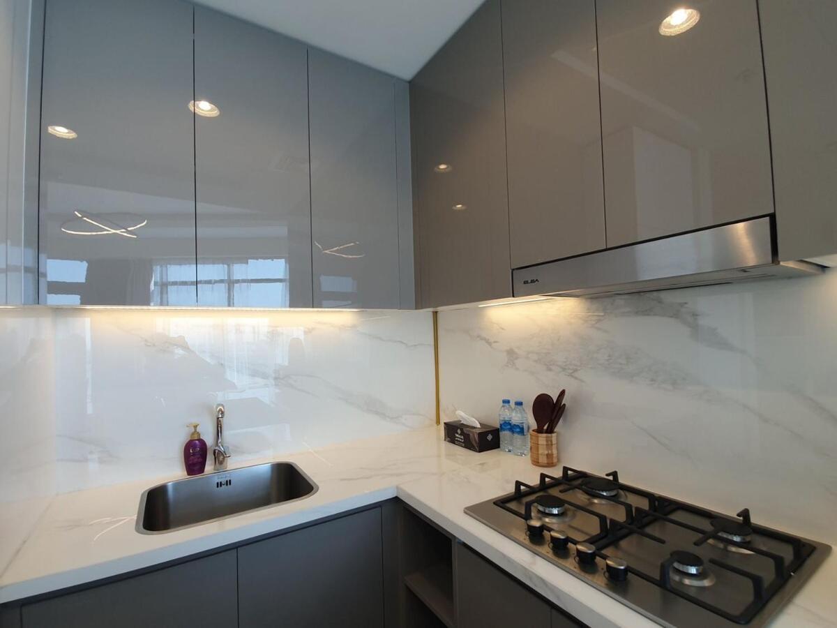Skyline & Creek View - Homeyvillas Dubaï