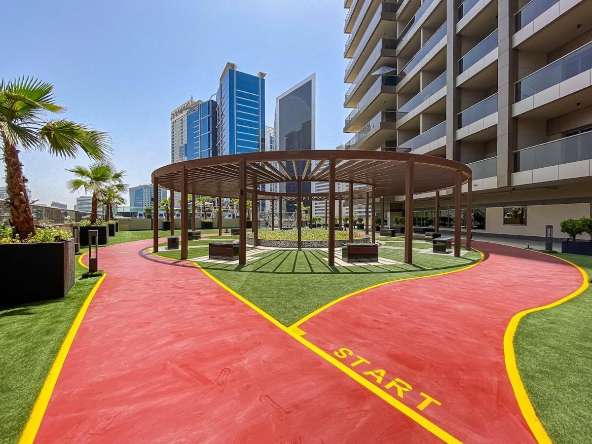 Spacious 2bdr In Business Bay Habtoor Appartement Dubaï