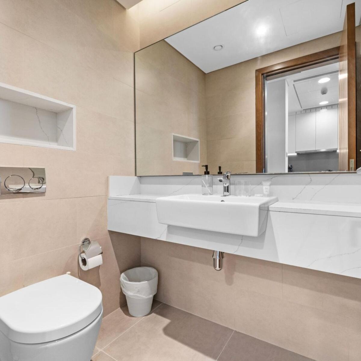 Appartement Luxury Canal View-2br Maid's In Cf 2, Al Wasl