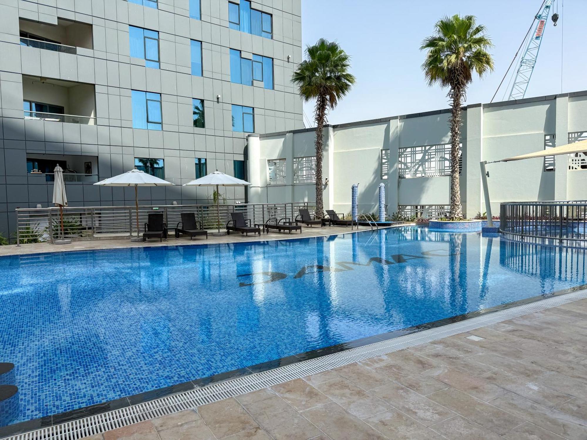 Dvr 1br In Capital Bay Business Bay *