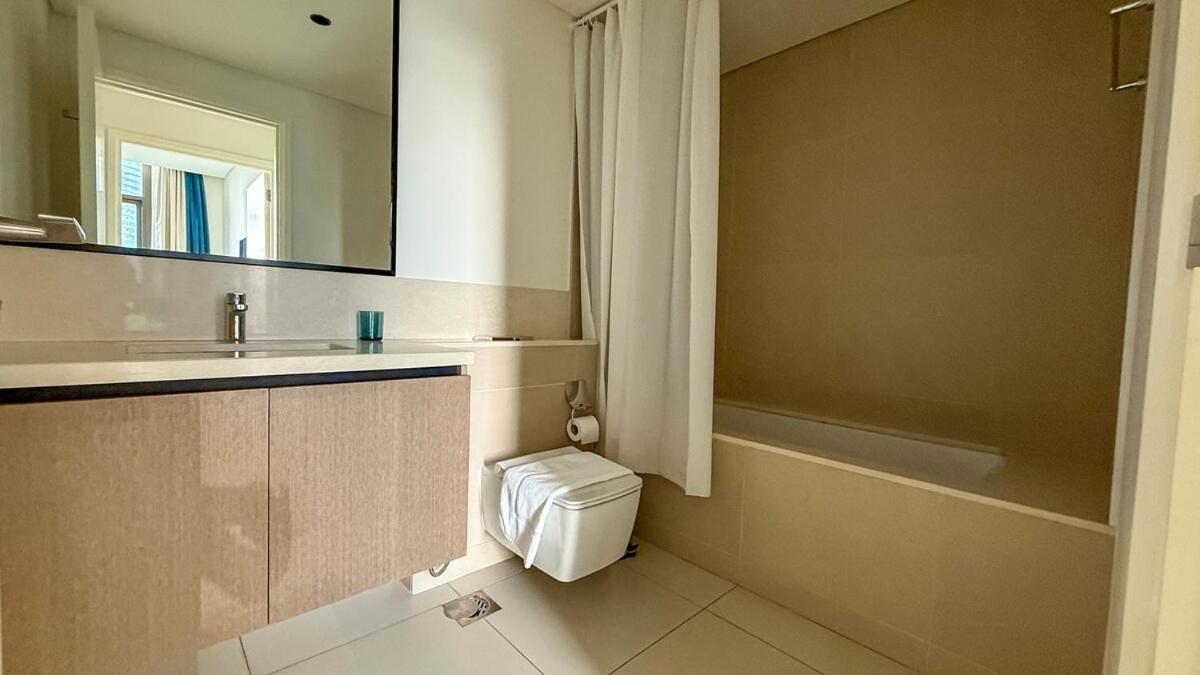 Tick - Burj Crown Luxury 2br W Balcony & Pool View Appartement Dubaï