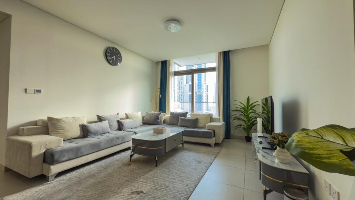 Tick - Burj Crown Luxury 2br W Balcony & Pool View * Dubaï