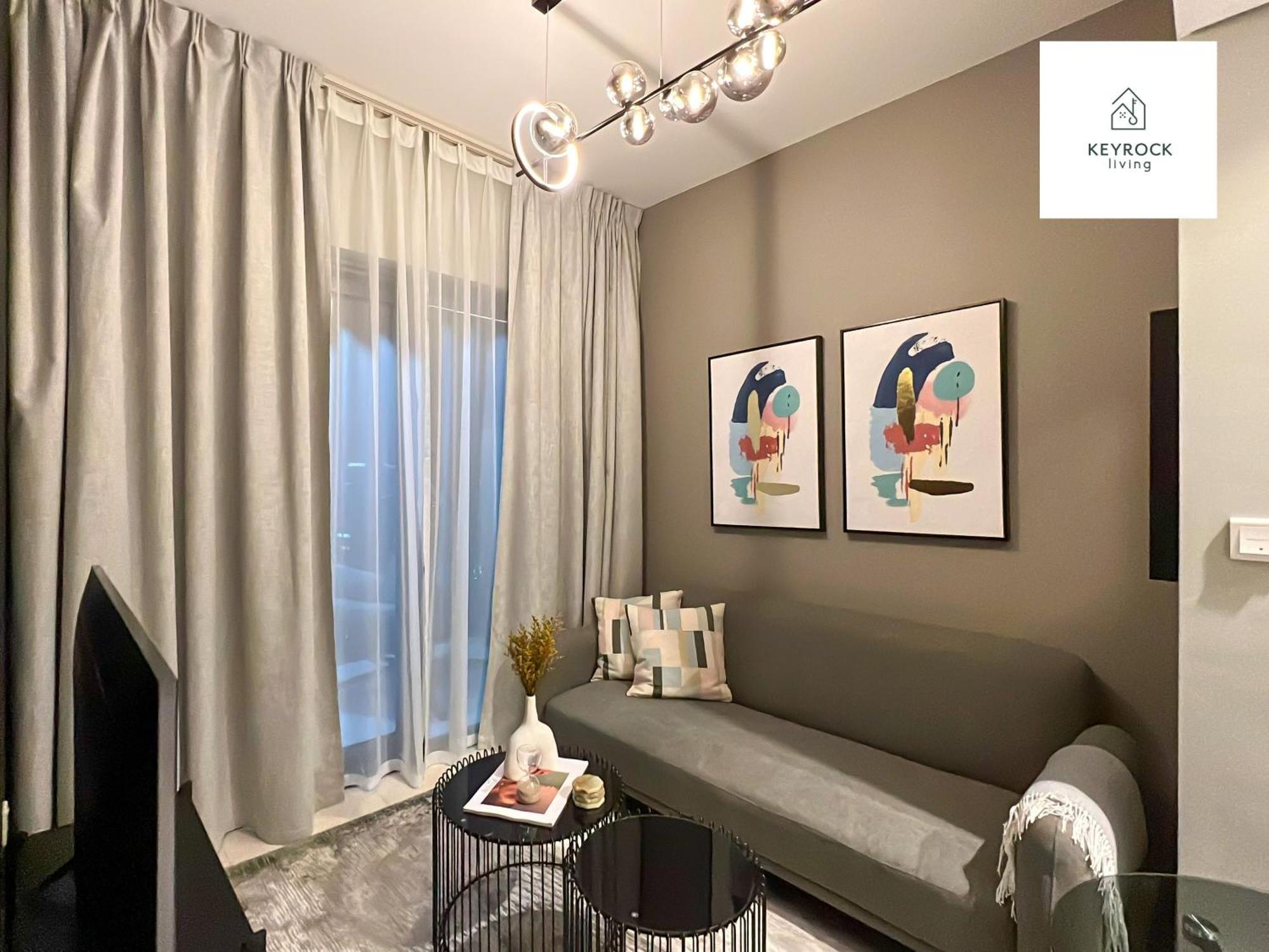 Apartment Keyrock Living - 20th Floor Comfort At Zada